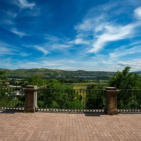 Bed & Breakfast In An 1800s Frescoed With Panoramic Solarium And Historic Park - Mastrangelo