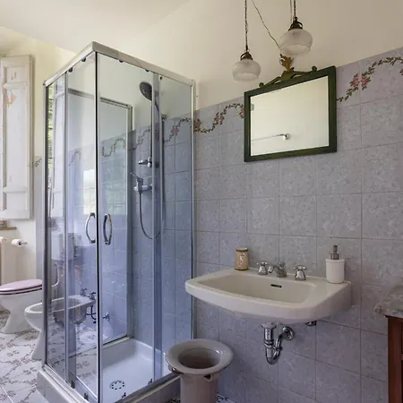 In An 1800s Frescoed With Panoramic Solarium And Historic Park - Mastrangelo Bed & Breakfast