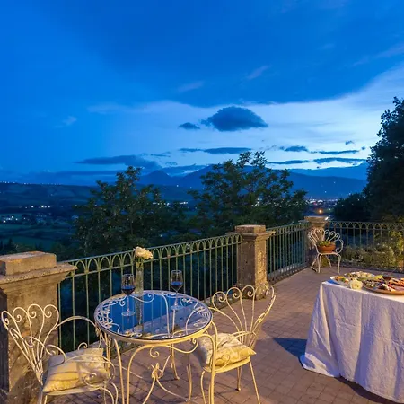 Bed & Breakfast In An 1800s Frescoed With Panoramic Solarium And Historic Park - Mastrangelo