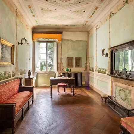 In An 1800s Frescoed With Panoramic Solarium And Historic Park - Mastrangelo Bed & Breakfast Colli del Tronto